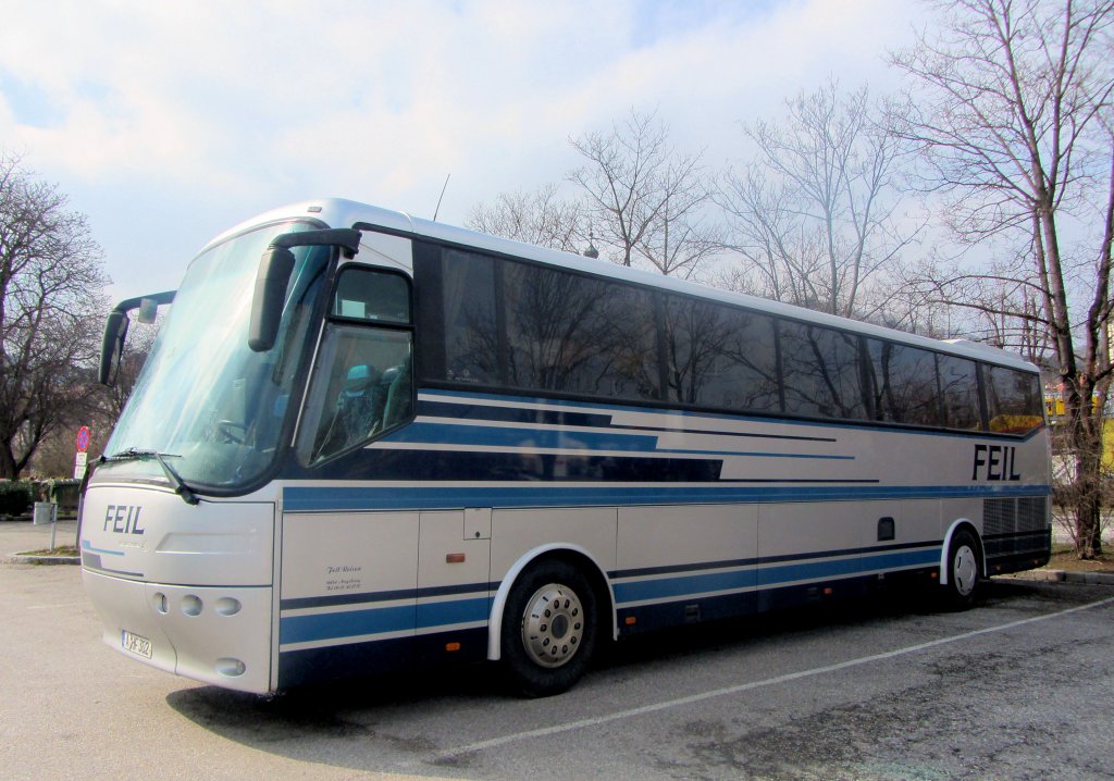 BOVA Reisebus von FEIL Reisen aus Augsburg am 29.M�rz 2013 in Krems an der Donau gewesen.