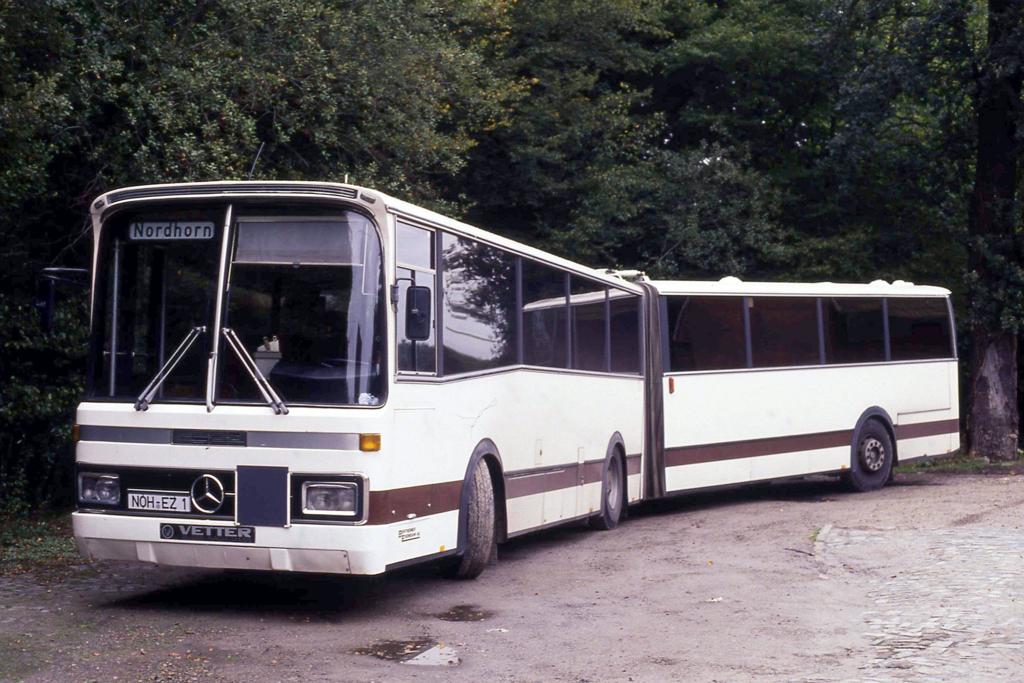 Mercedes Gelenkbus mit Vetter Aufbau.
Bad Bentheim 6.10.1991