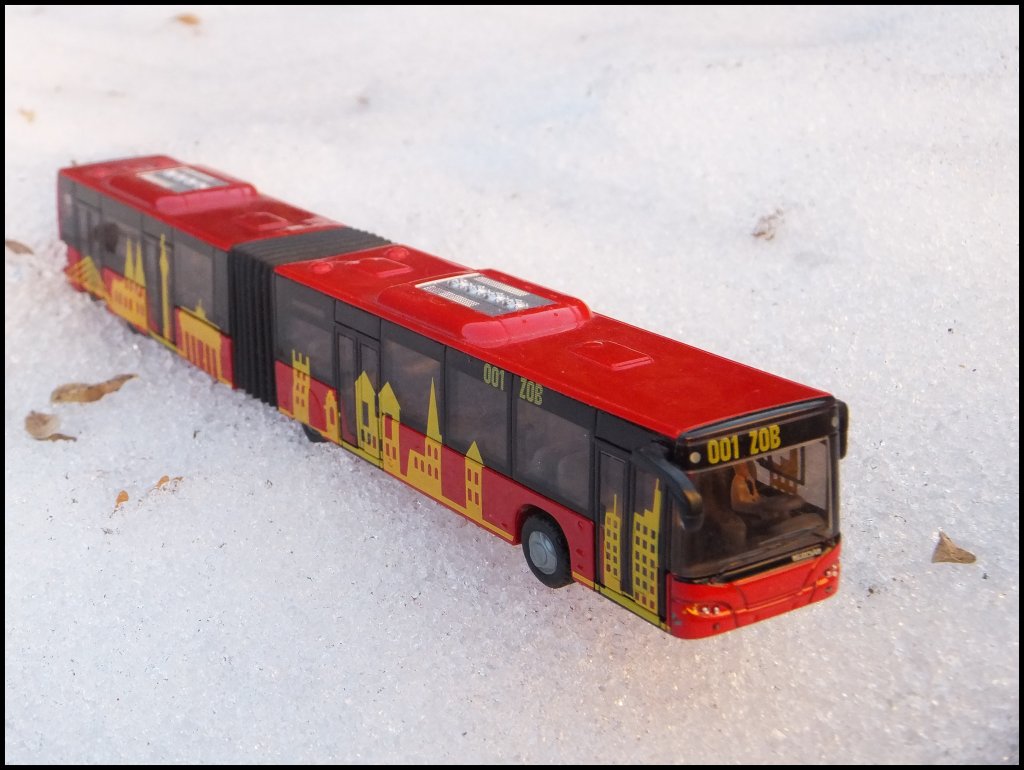 Neoplan Centroliner Evolution von Siku in Sassnitz. 

