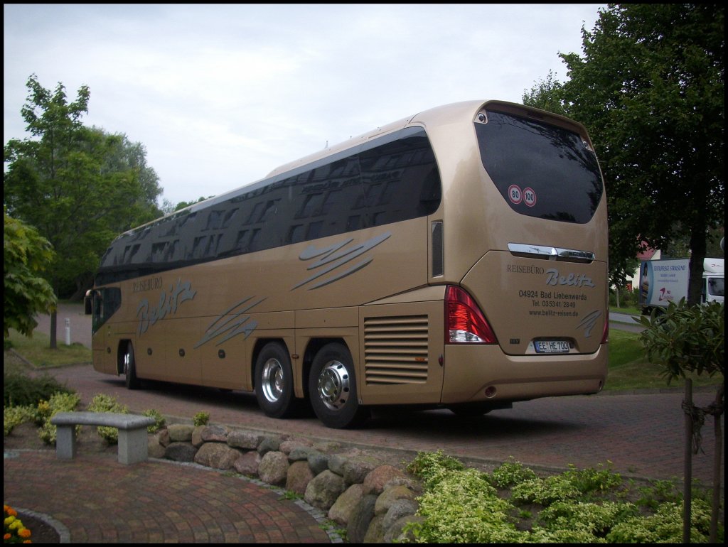Neoplan Cityliner vom Reiseb�ro Belitz aus Deutschland in Bergen.