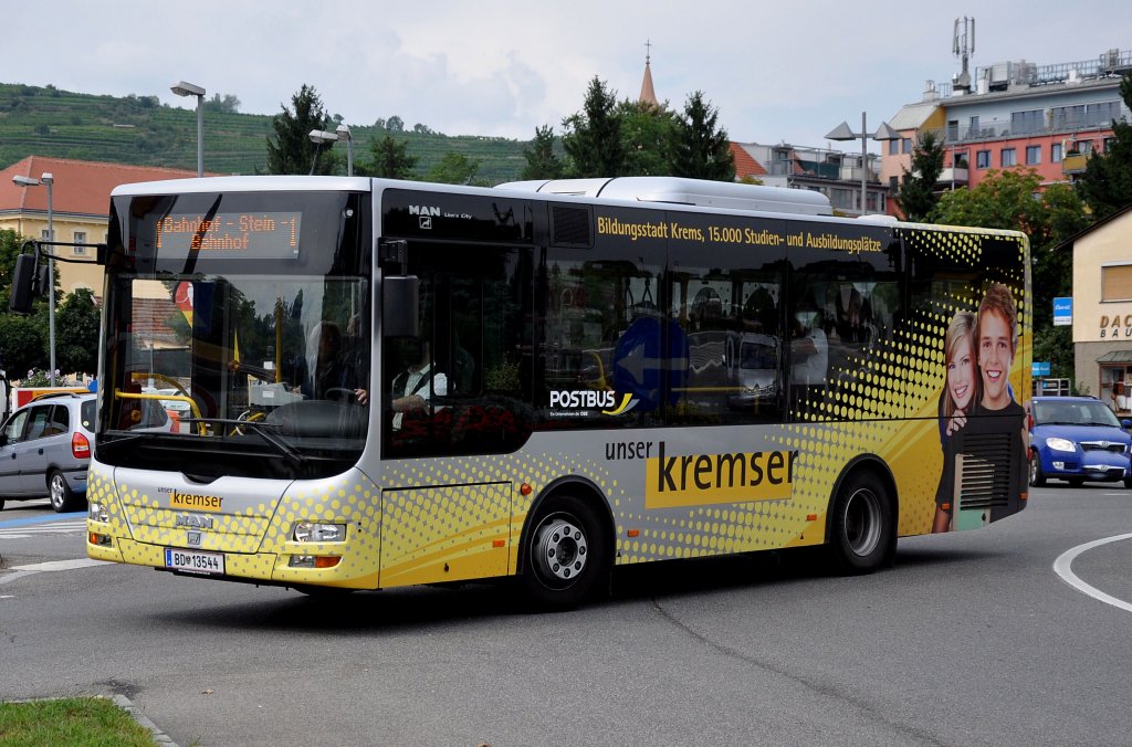 POSTBUS MAN LIONs CITY,seit Sommer 2011 die neuen Stadtbusse  unser Kremser im Auftrag der Stadt Krems an der Donau/�sterreich.Foto vom Herbst 2011.