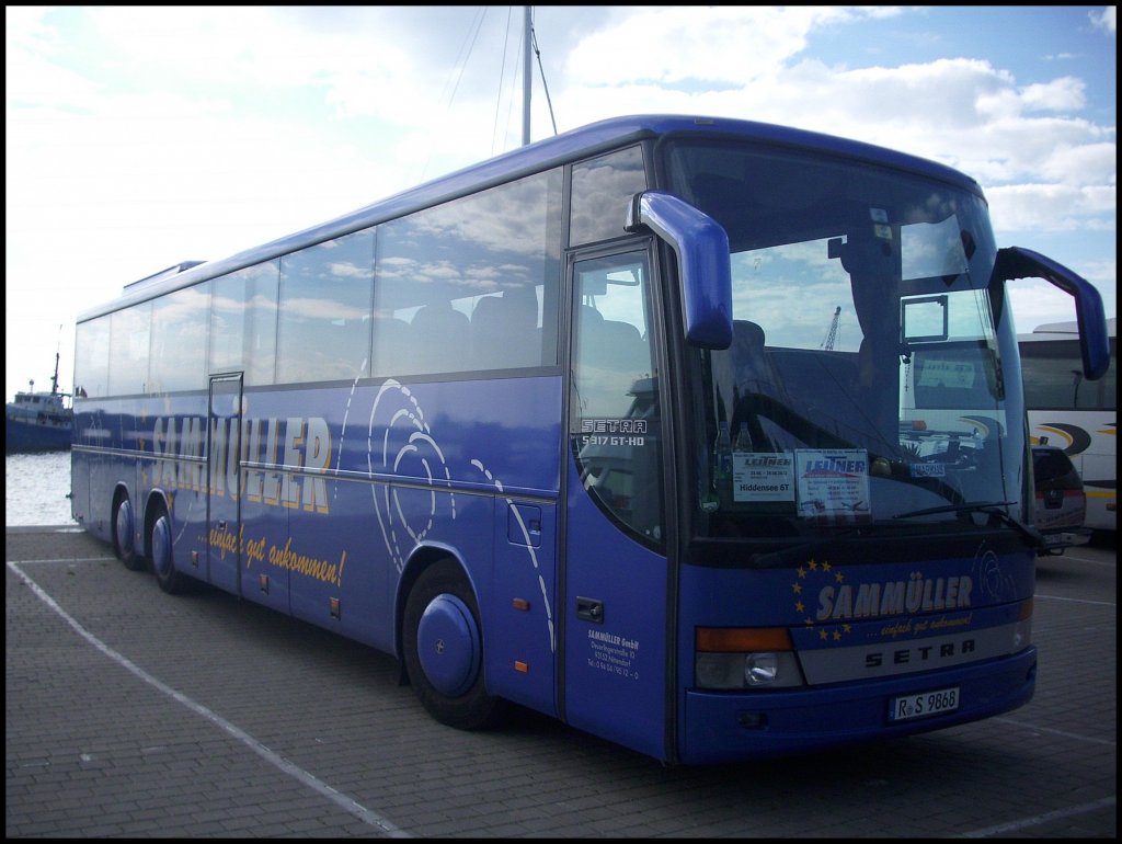 Setra 317 GT-HD von Samm�ller aus Deutschland im Stadthafen Sassnitz.