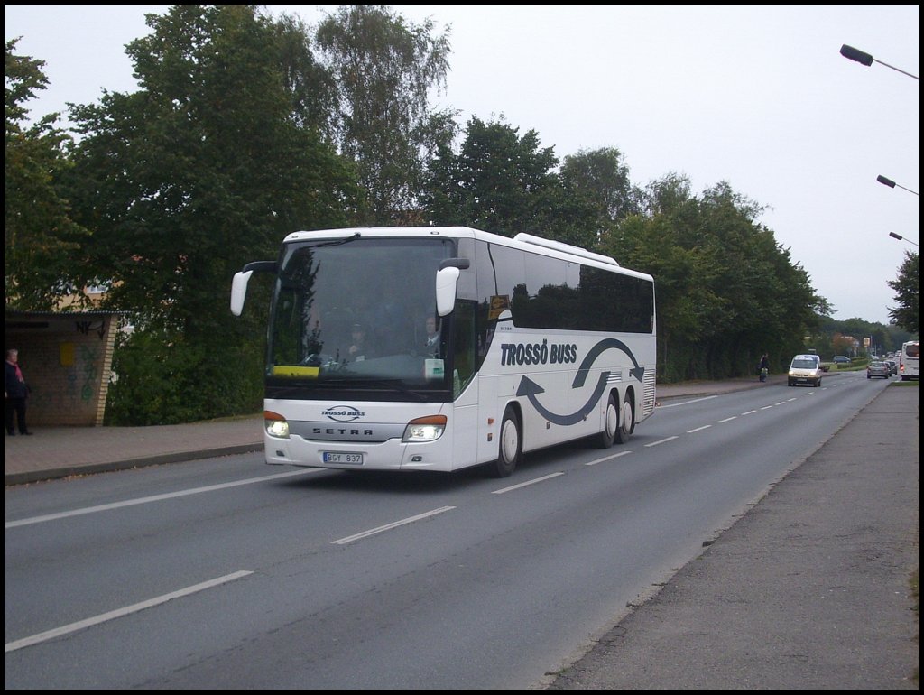 Setra 416 GT-HD von Tross� Buss aus Schweden in Sassnitz.