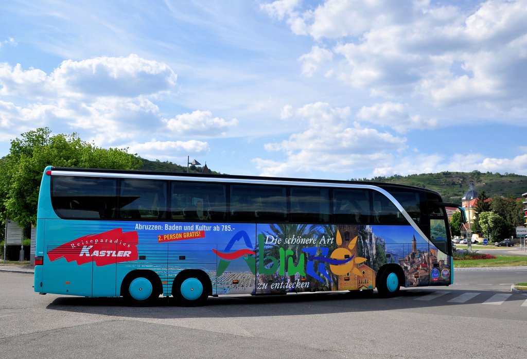 SETRA 416 HDH vom Reiseparadies KASTLER/Ottensheim/�sterreich.Bild vom Mai 2012.
www.kastler.at oder gruppenreisen@kastler.at