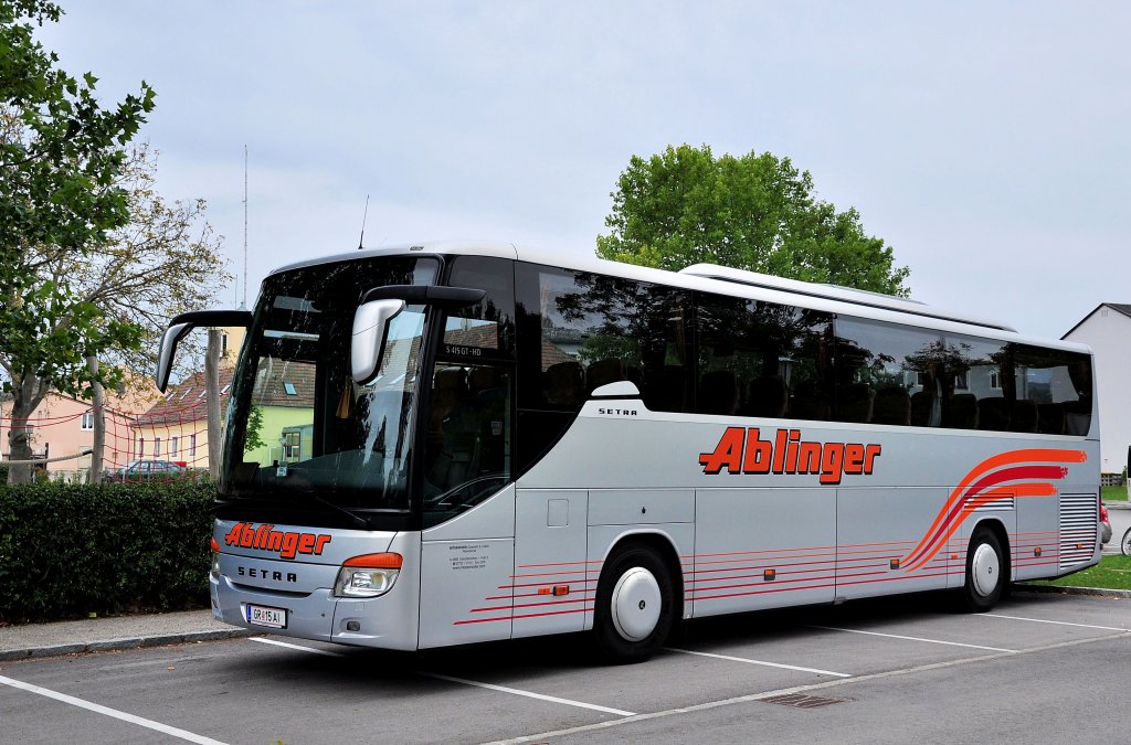 SETRA S 415 GT-HD von ABLINGER Reisen aus �sterreich im September 2012 in Krems an der Donau.