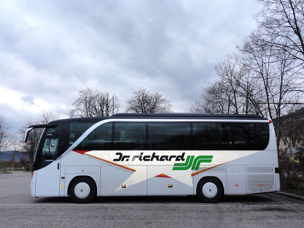 SETRA S411 HD von Dr. Richard aus Wien,J�nner 2013,Krems an der Donau.