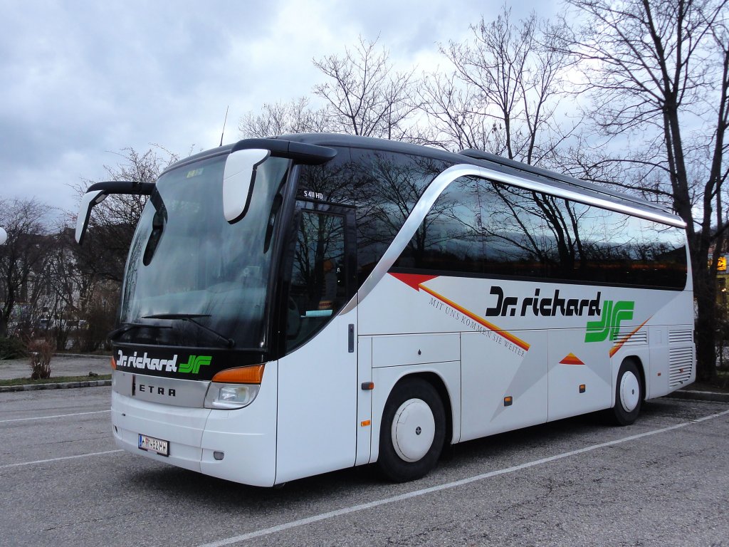 SETRA S411 HD von Dr. Richard aus Wien,J�nner 2013,Krems an der Donau.