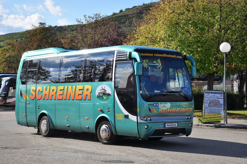 TEMSA OPALIN von SCHREINER Reisen aus �sterreich am 20.9.2012 in Krems an der Donau.