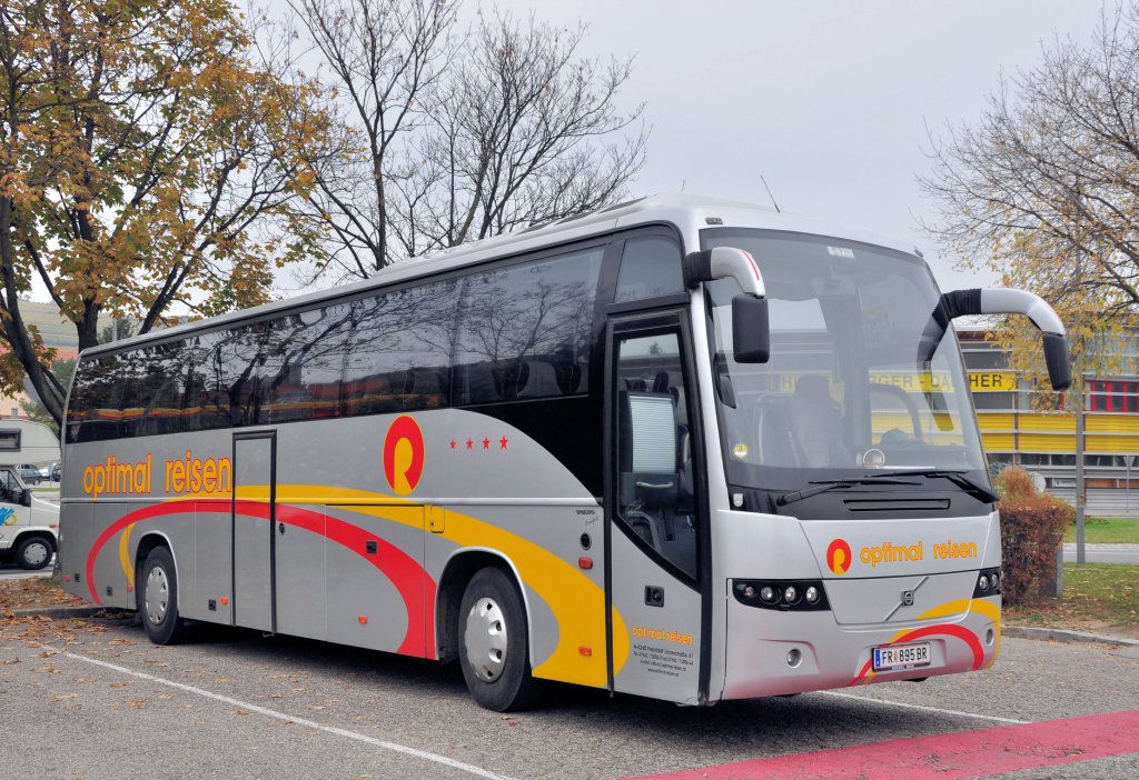VOLVO 9700 von OPTIMAL Reisen aus Freistadt in Ober�sterreich,Krems,Oktober 2012.