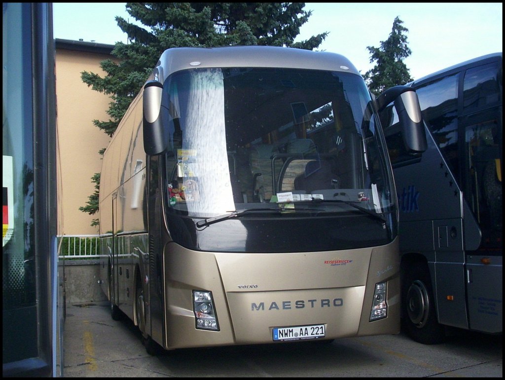 Volvo Barbi vom Reiseservice Andreas Gro� aus Deutschland in Sassnitz.
