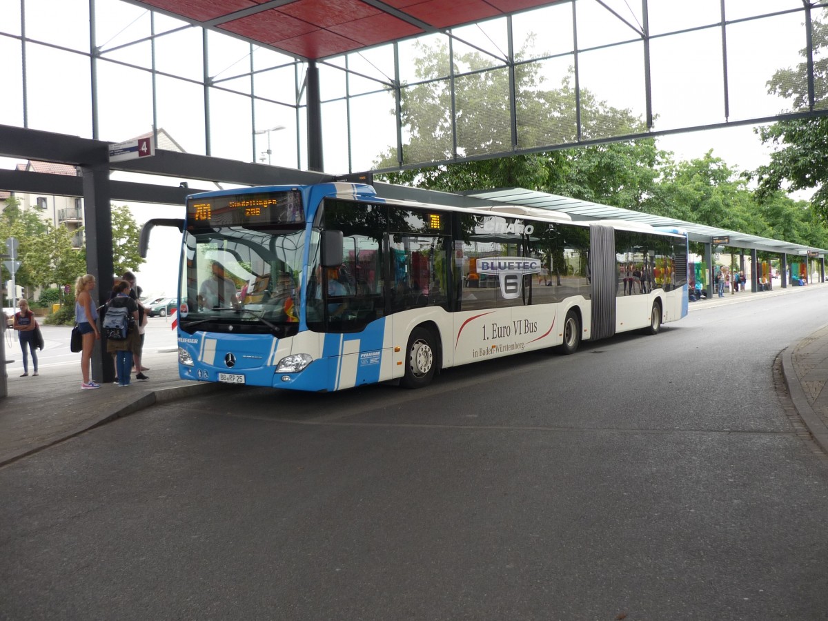 1. MB-Citaro Gelenkbus C2 mit Euro6 Motor in B�blingen am ZOB , der Fa. Pflieger, B�blingen