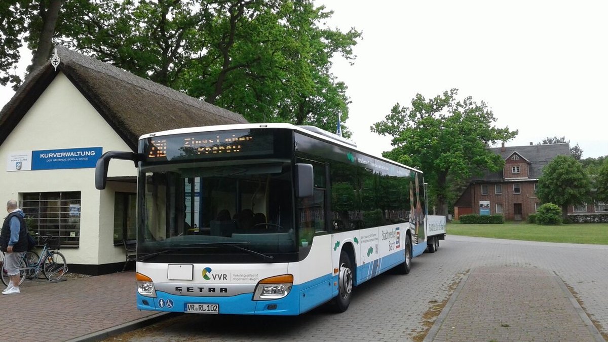 102 mit Anh�nger 