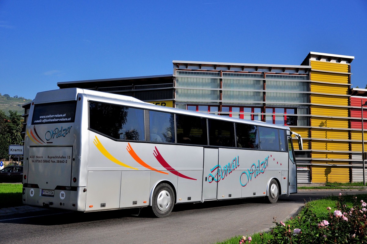 Bova Futura vom Karl Walzer-Omnibusbetrieb aus �sterreich am 20.9.2014 in Krems unterwegs.