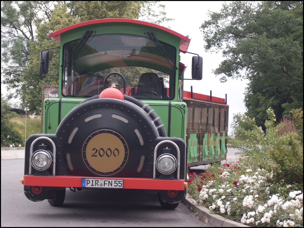  Bummelzug  bei der Festung K�nigsstein.