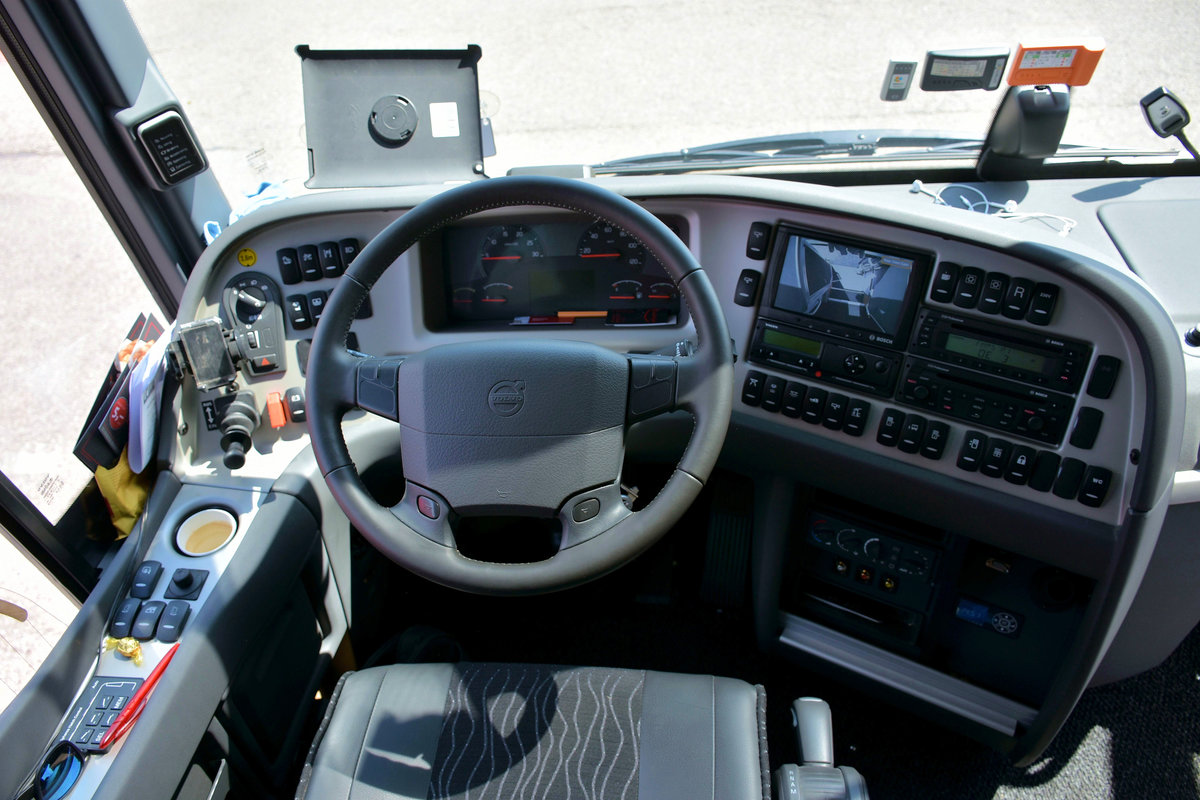 Das Cockpit im neuen VOLVO 9700 vom Reisebus Unternehmer KALTENBRUNNER aus �sterreich.