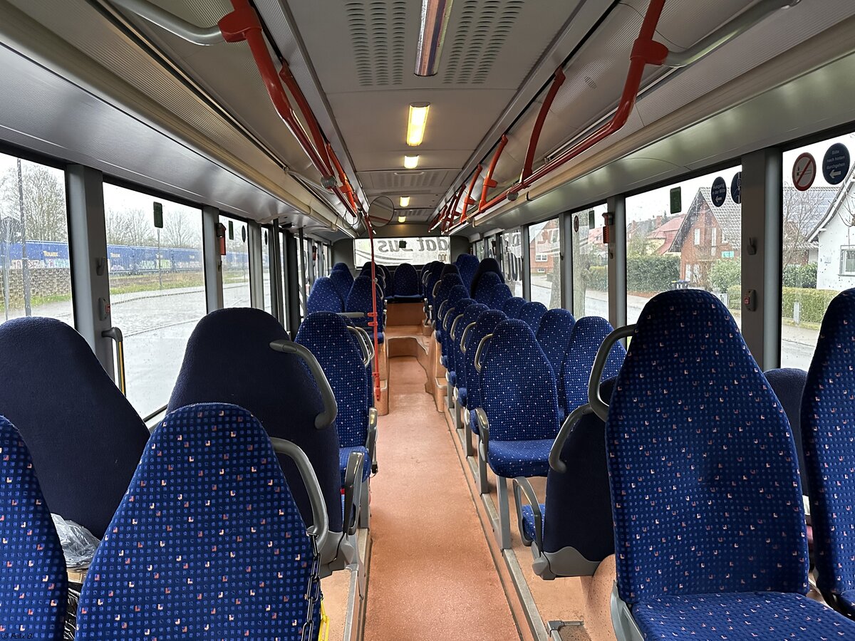 Der Fahrgastraum eines Setra 415 NF der MVVG in Plau am See.