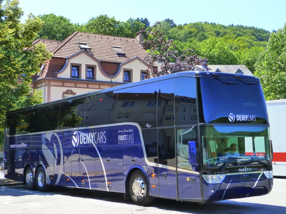 Echternach(L): VANHOOL TX21 ALTANO First Class Blue Edition der Firma Demy Schandeler (L) 
07.07.2015