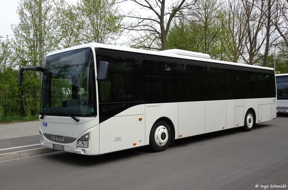 Ernesti Bustouristik aus Güglingen | Nr. 35 | HN-AS 1835 | Iveco Crossway LE | 15.04.2018 in Besigheim