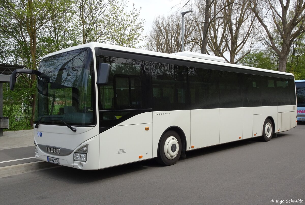 Ernesti Bustouristik aus Güglingen | Nr. 38 | HN-AS 1838 | Iveco Crossway LE | 15.04.2018 in Besigheim