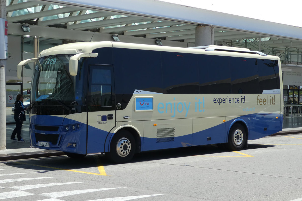 Indcar bringt Flugg�ste zum Airport Palma /Mallorca im Juni 2016