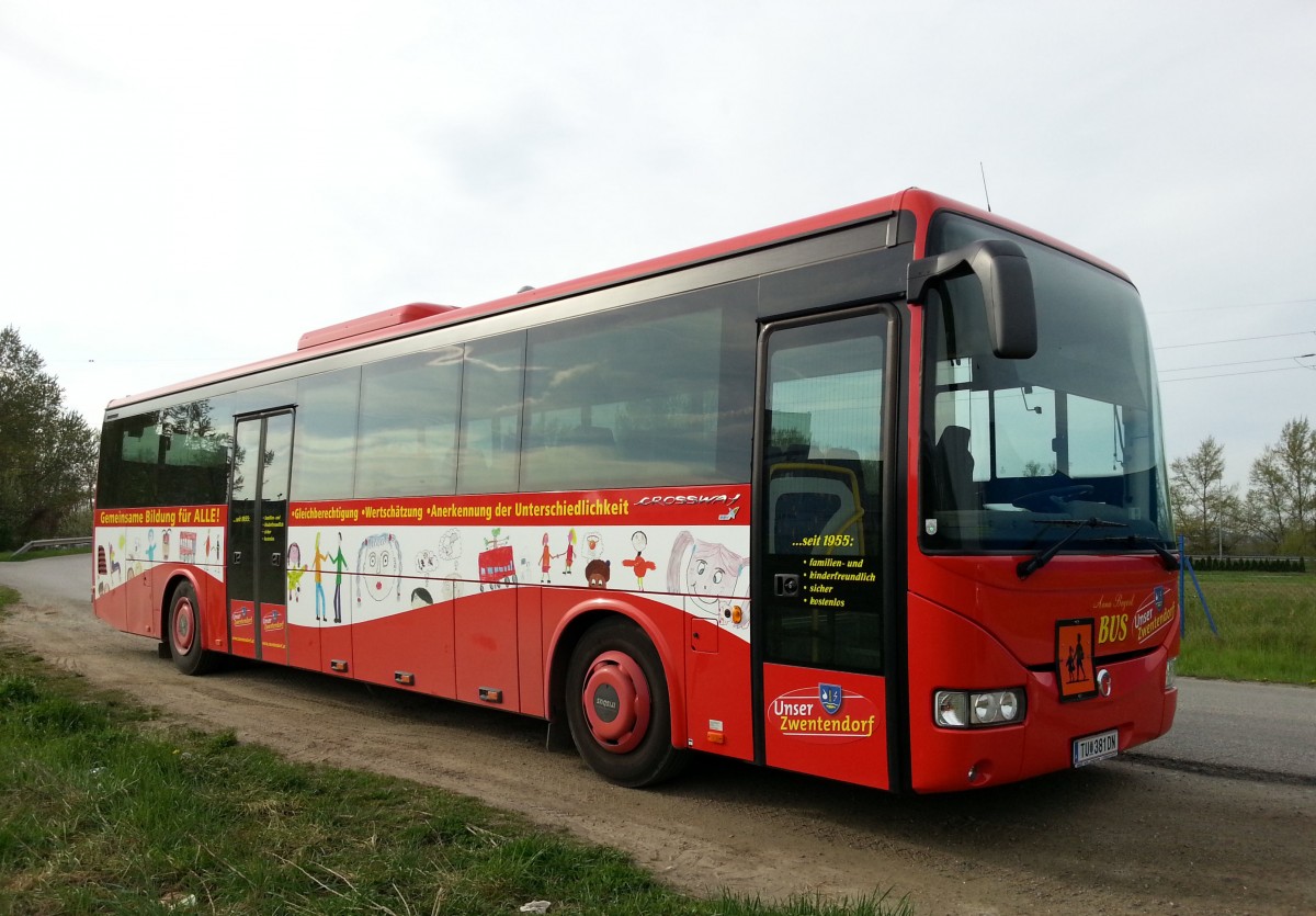 Irisbus Crossway aus Nieder�sterreich am 8.4.2014 in Krems gesehen.