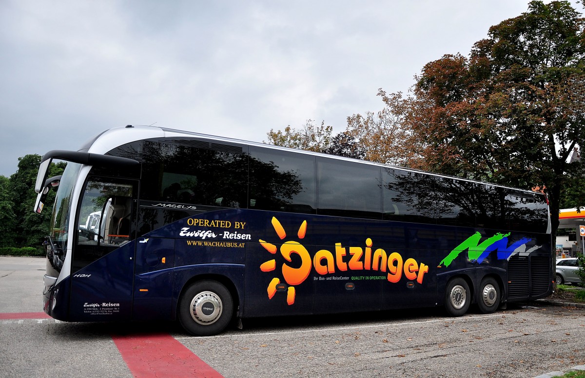 Irisbus Magelys HDH von Datzinger Busreisen aus Nieder�sterreich am 1.August 2014 in Krems gesehen.