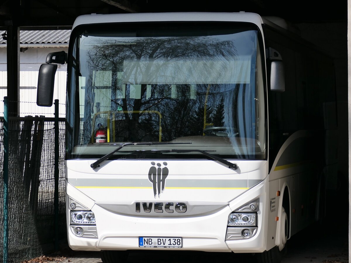 Iveco Crossway vom Behindertenverband Neubrandenburg in Neubrandenburg.