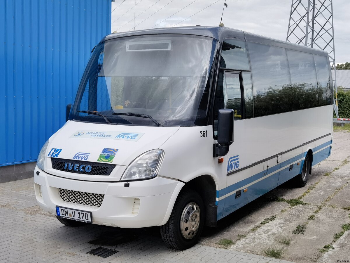 Iveco Daily mit TS-Aufbau der MVVG in Neubrandenburg.