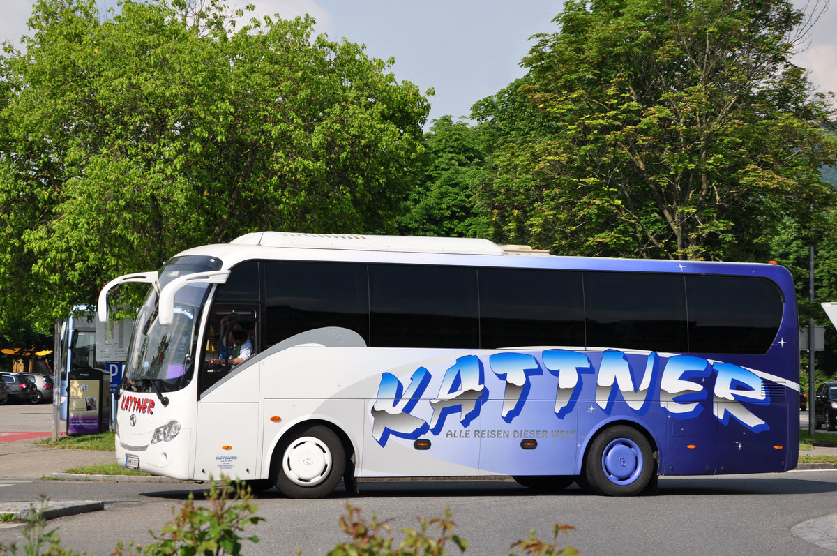 King Long von Kattner Reisen aus Nieder�sterreich in Krems unterwegs.
