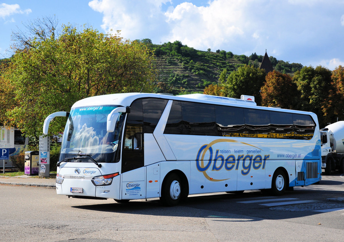 King Long von Oberger Reisen aus �sterreich in Krems gesehen.