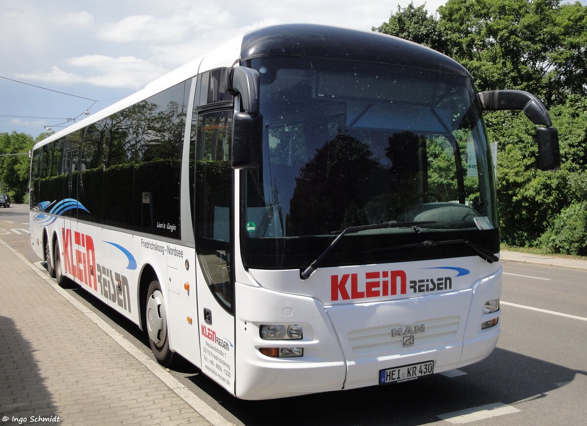 Klein Reisen aus Friedrichskoog | HEI-KR 430 | MAN Lion`s Regio L | 06.06.2015 in Stuttgart