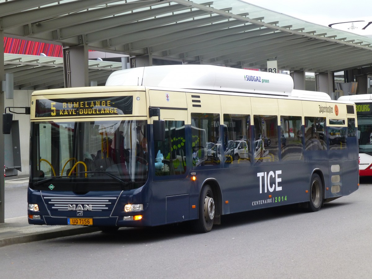 Luxemburg, Esch, TICE Bus Neoman im Retrolook zum 100. Jahrestag der TICE Gr�ndung. MODELL: NL 313/A21 Lions City CNG - MOTOR: MAN E08. 06.11.14
