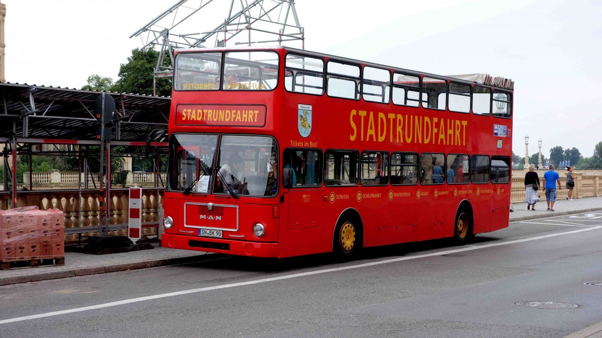 MAN als Doppeldeckerbus f�r Stadtrundfahrten in Schwerin, August 2014