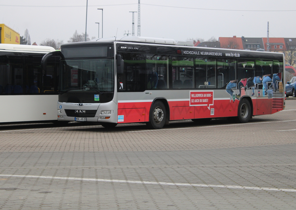 MAN Lion´s City stand als Linie 304 (Rostock- Gnoien - Dargun - Demmin)in H�he Rostock Hauptbahnhof/S�d 22.03.2024