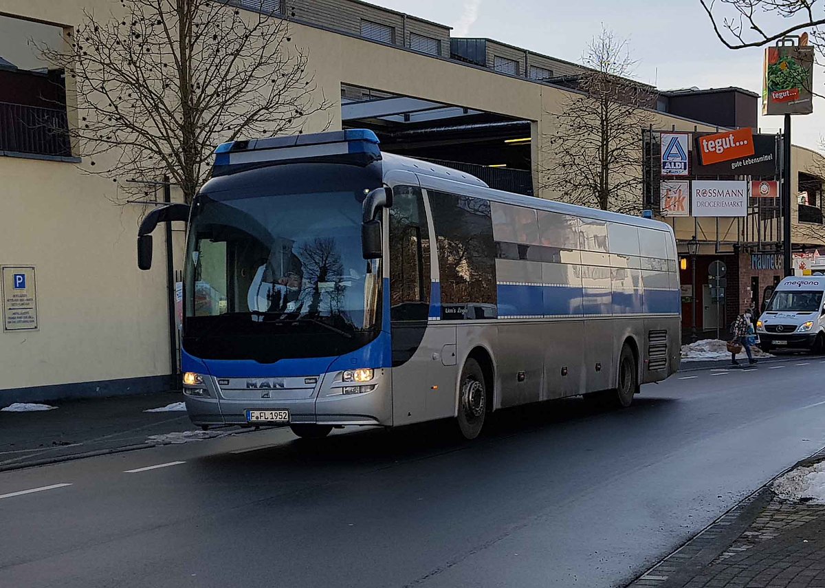 =MAN Lion`s Argia der hessischen Justiz auf Gef�ngnisinsassentransport, 02-2021
