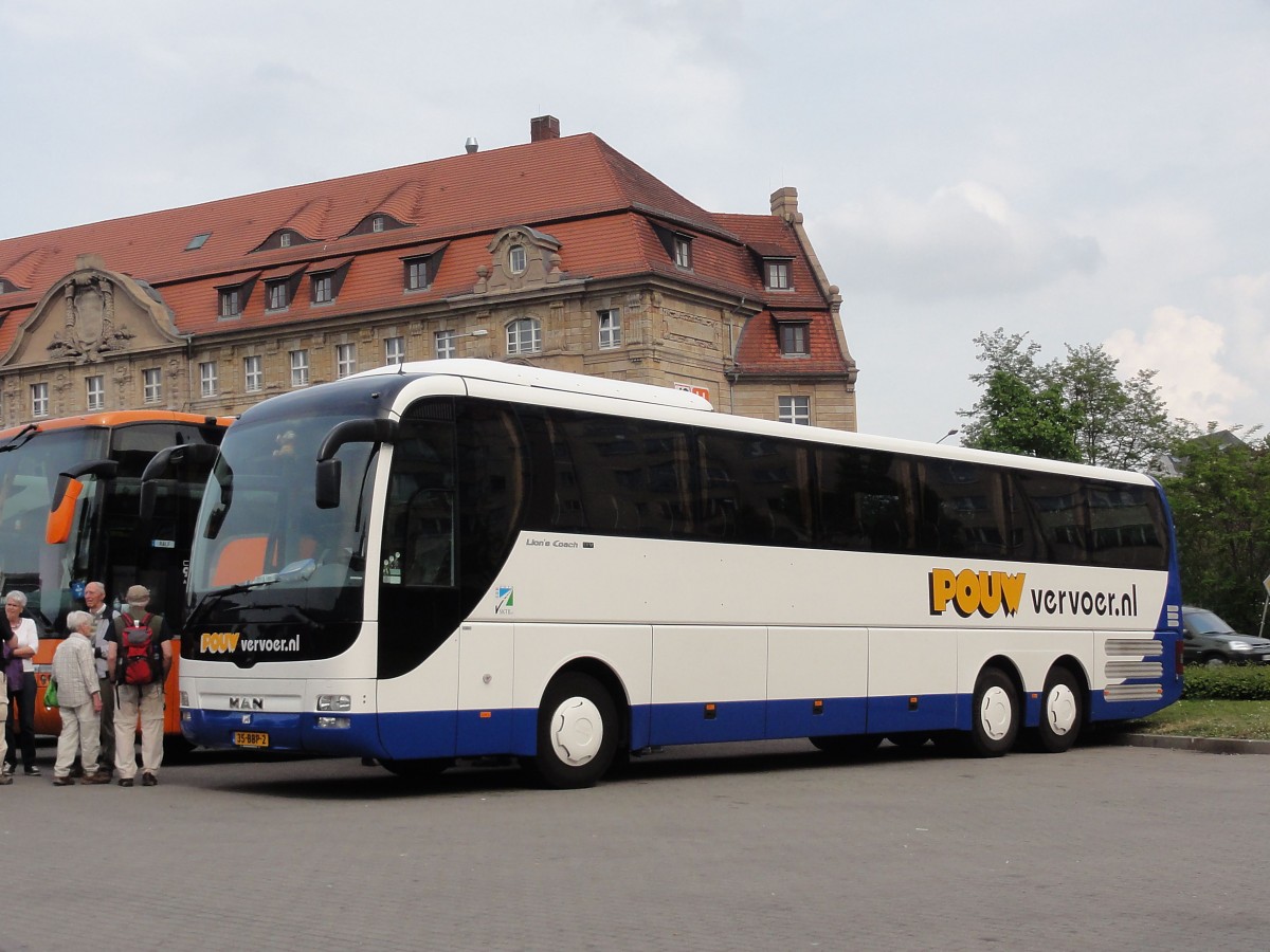MAN Lion`s Coach aus den NL am 25.4.2014 beim Hauptbahnhof Leipzig gesehen.