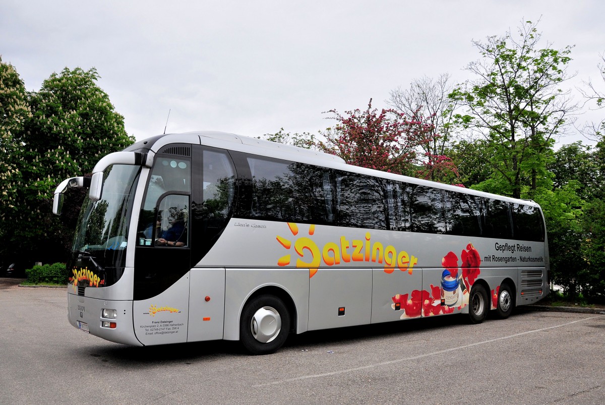 MAN Lions Coach von Datzinger Reisen aus Nieder�sterreich 6.5.2015 in Krems.