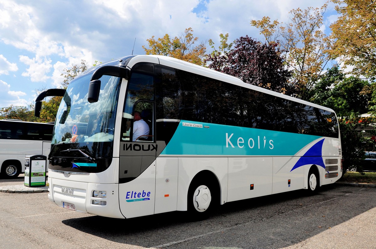 MAN Lions Coach Euro6 von Eltebe Keolis Group aus Belgien am 21.7.2015 in Krems.
Liebe Gr��e an den freundlichen Fahrer und  Danke  f�r die Fotogenehmigung des Innenraumes.