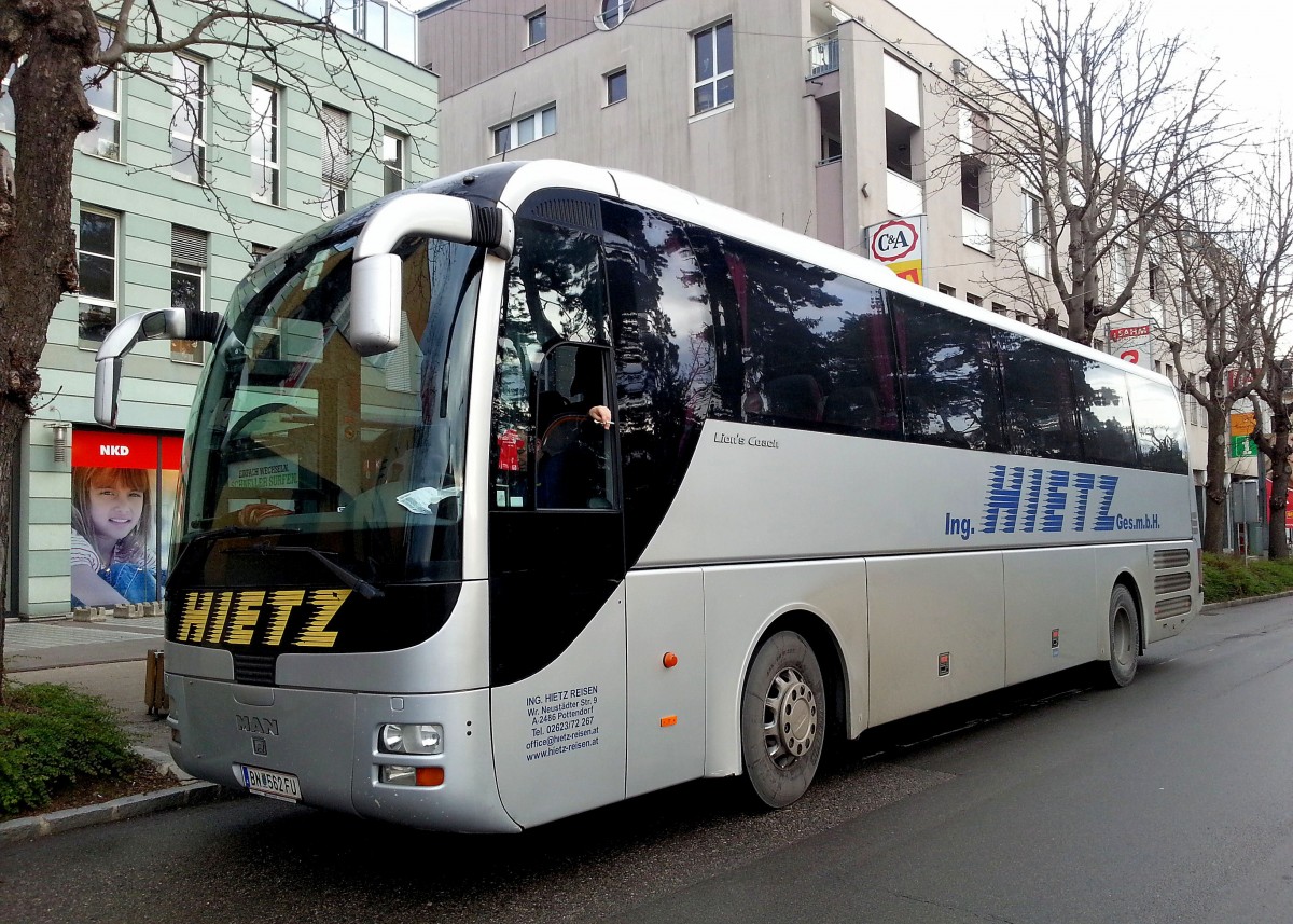MAN Lions Coach von Hietz Reisen / �sterreich im Dez.2013 in Wien gesehen.