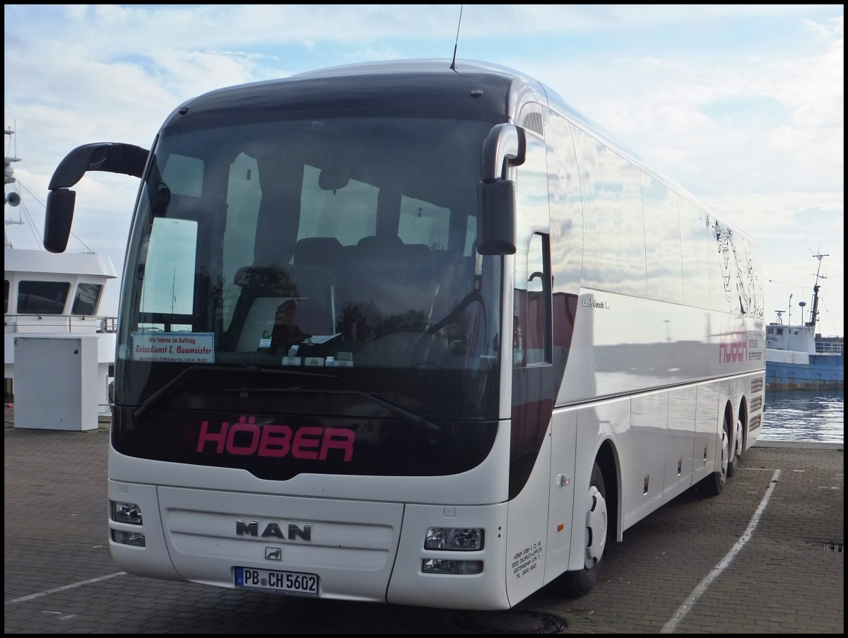 MAN Lion's Coach von H�ber-Reisen aus Deutschland im Stadthafen Sassnitz.
