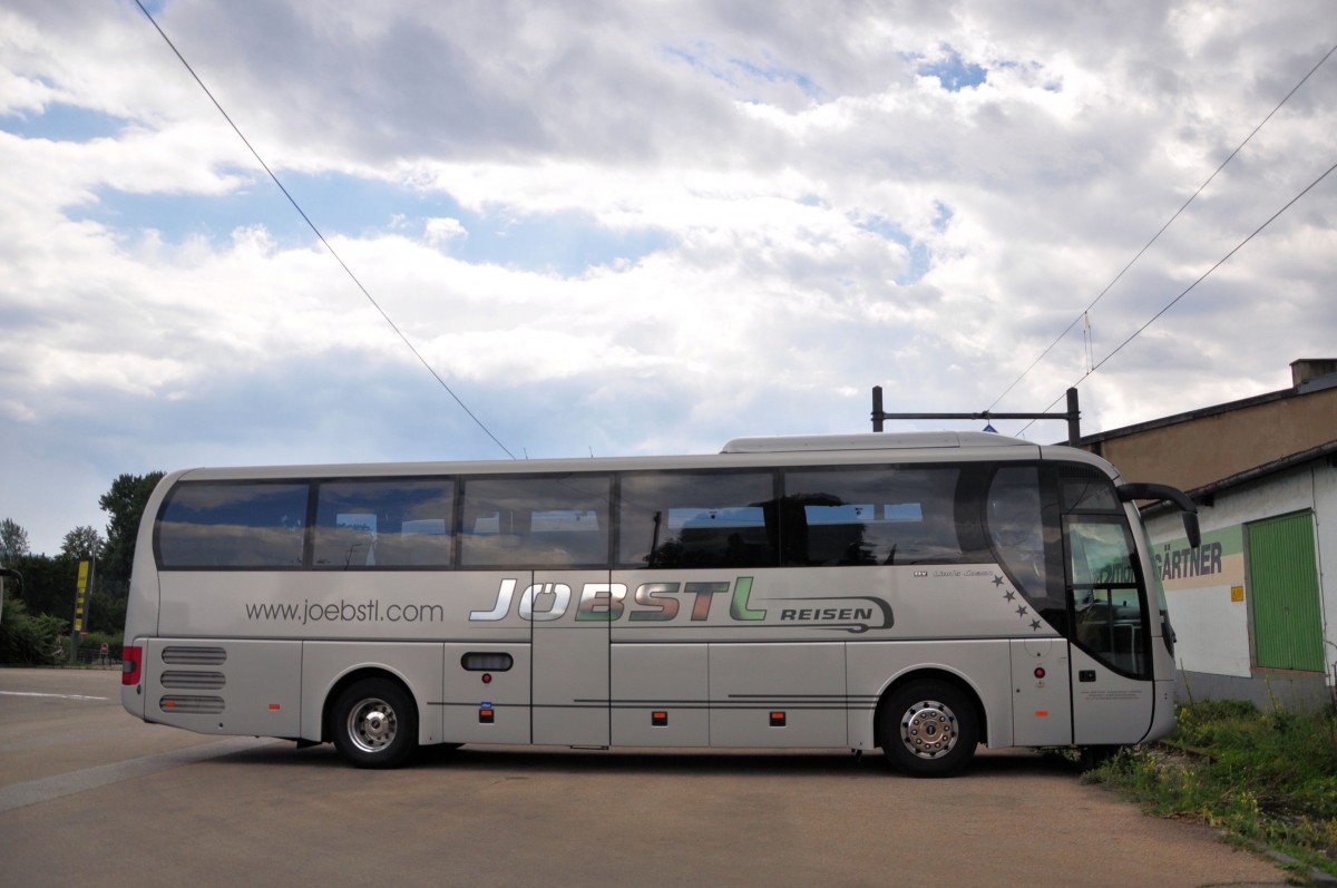 MAN Lions Coach von J�bstl Reisen aus �sterreich am 12.Juli 2014 in Krems.