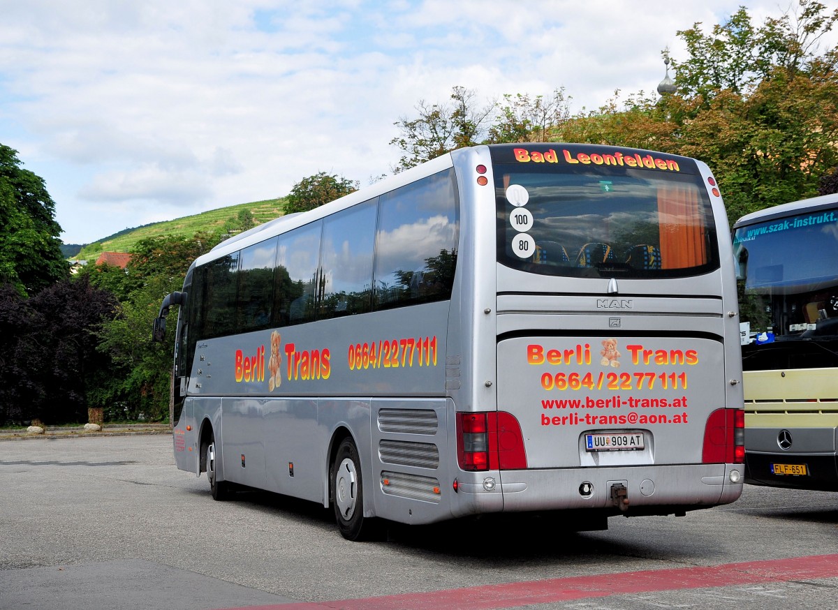MAN Lions Coach von Johann Berlesreiter aus �sterreich in Krems.