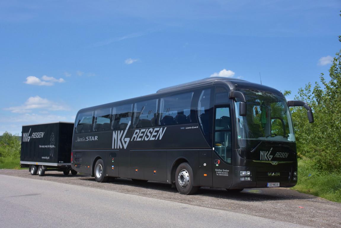 MAN Lion`s Coach von NKG Reisen G�nther Greber aus �sterreich in Krems.