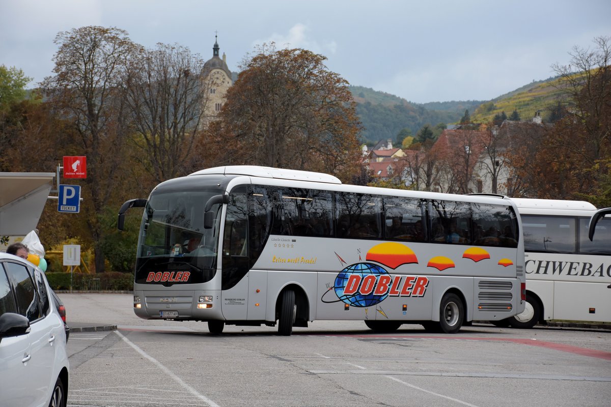 MAN Lion`s Coach vom Reiseb�ro DOBLER aus �sterreich in Krems.