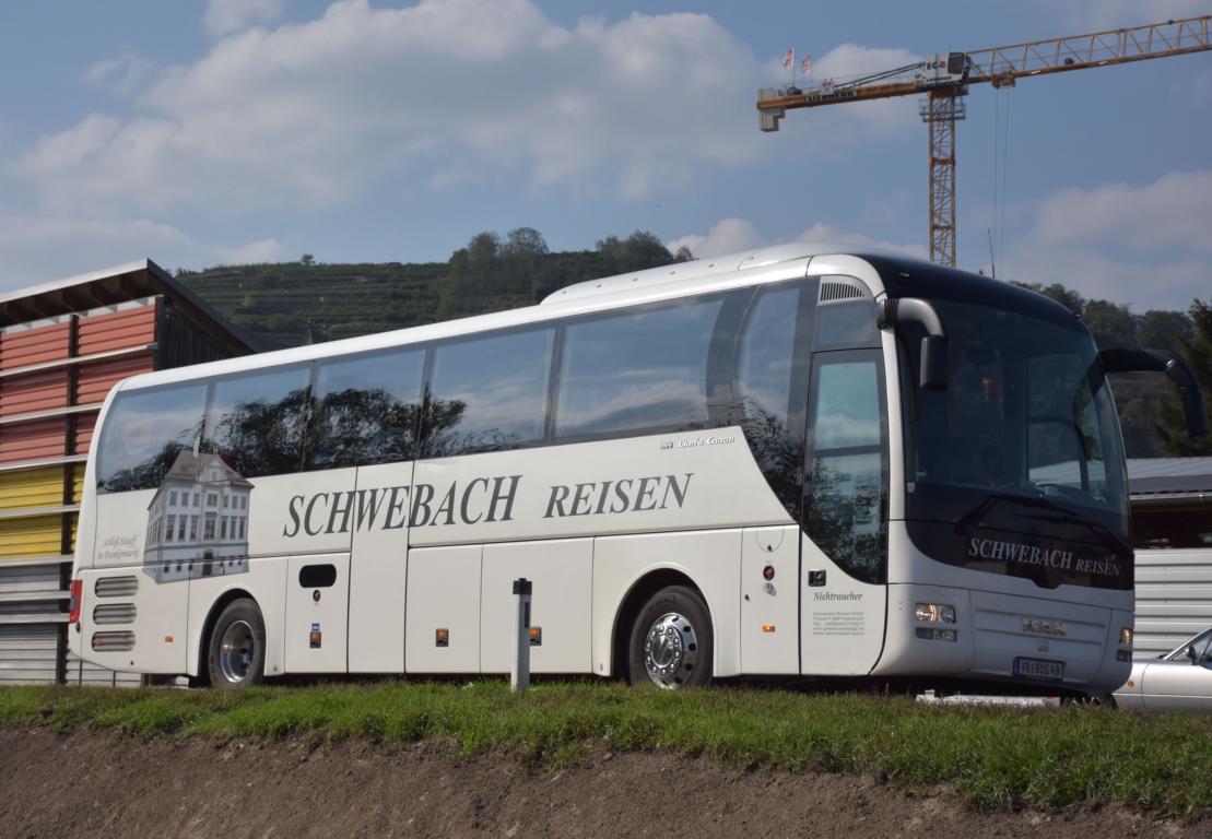 MAN Lion`s Coach von Schwebach Reisen aus �sterreich 09/2017 in Krems.