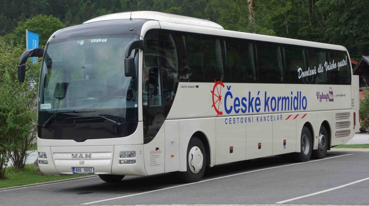 MAN Lions Coach, steht auf dem Busparkplatz am K�nigsee im Juli 2015