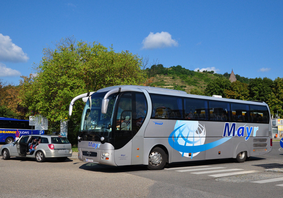MAN Lions Star von Mayr Reisen aus �sterreich in Krems gesehen.