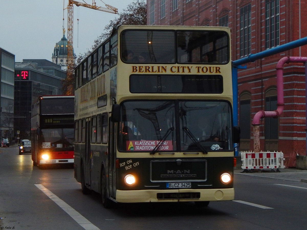 MAN SD 200 von Berlin City Tour in Berlin. 