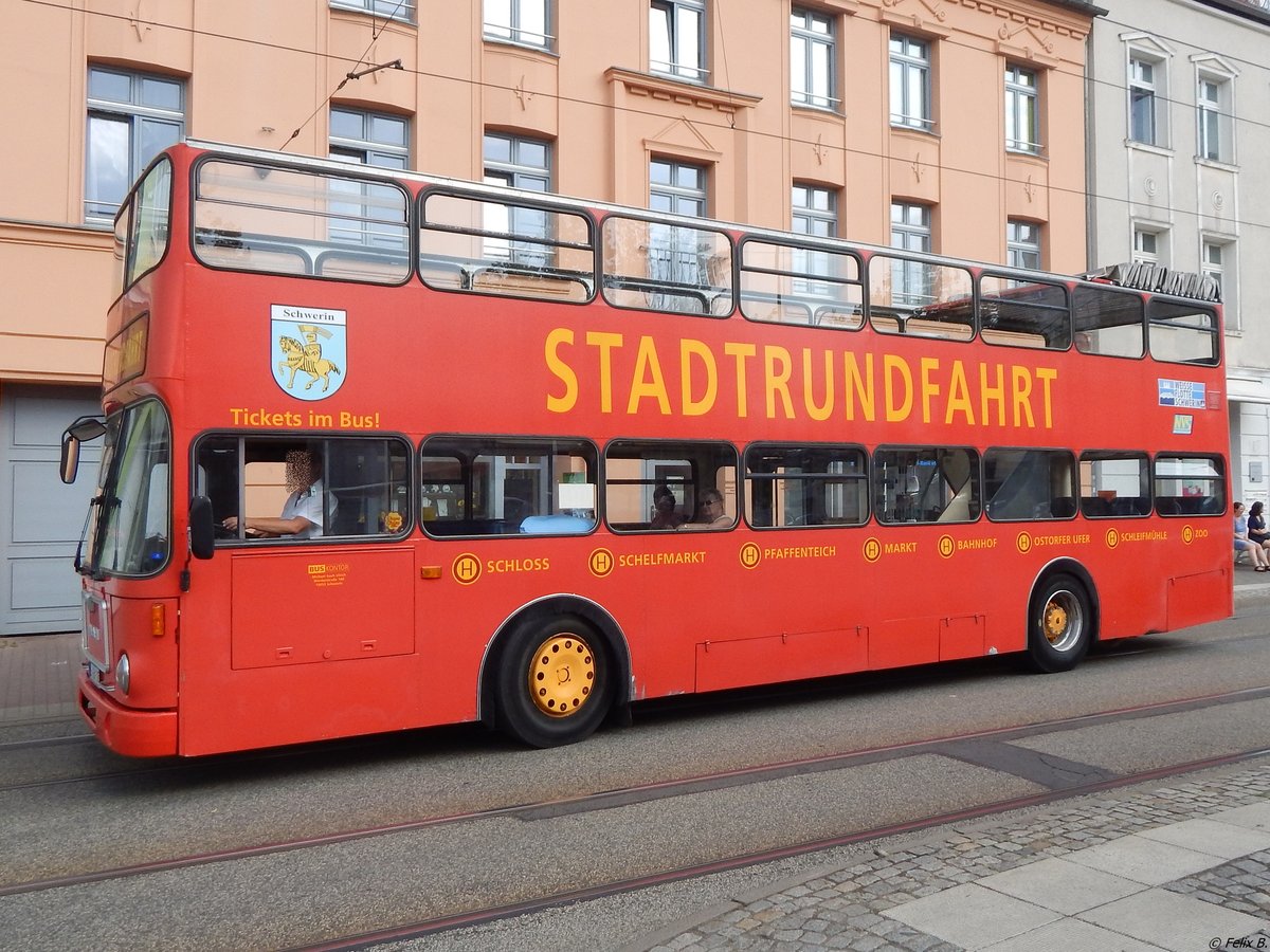 MAN SD 200 von Bus Kontor GmbH aus Deutschland in Schwerin.