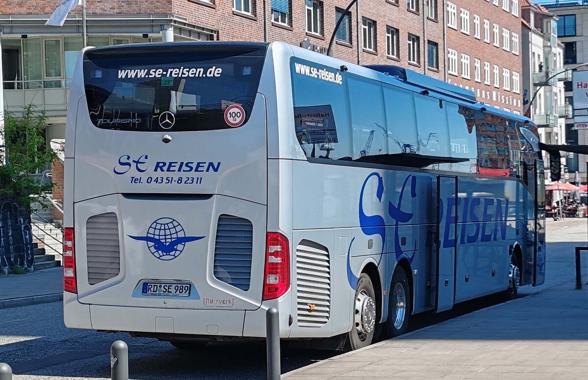 MB Tourismo von SE-Reisen aus Eckernf�rde steht bereit zum Einsteigen